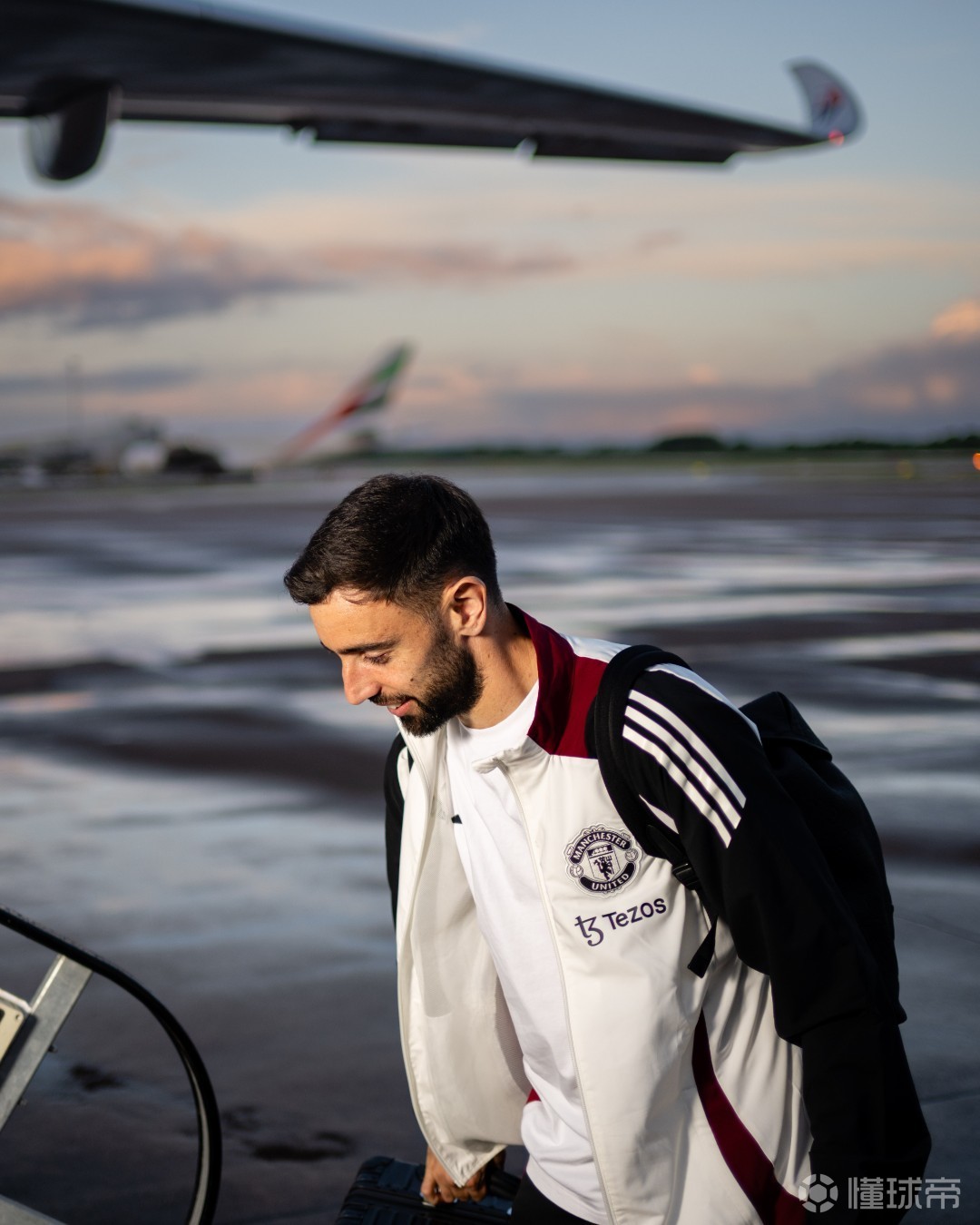 曼联卡洛斯伤势恶化复出又延期-LOL全球赛事