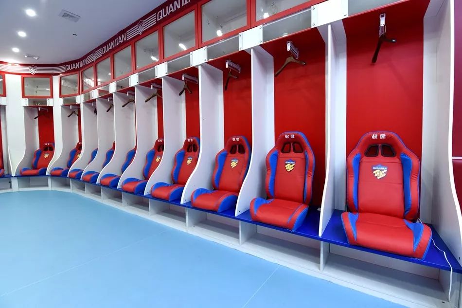 罗马训练开放日，国际比赛日战术微调引欢呼，亚冠在即，更衣室氛围转暖 -LOL联盟竞猜