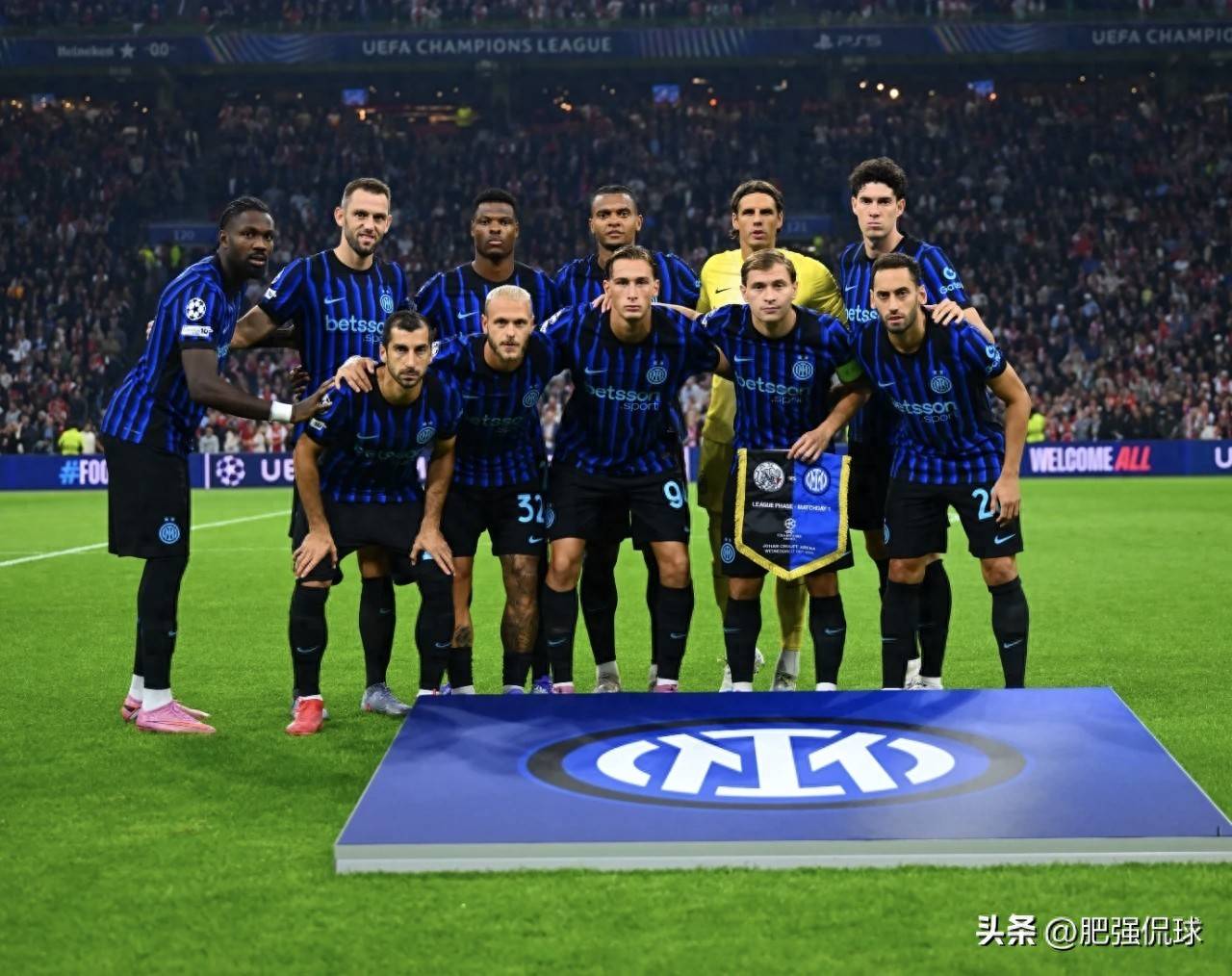 赛后国际米兰备战全明星赛；刷新队史纪录细节曝光；引发热议；身体对抗强度拉满的简单介绍-LOL世界赛